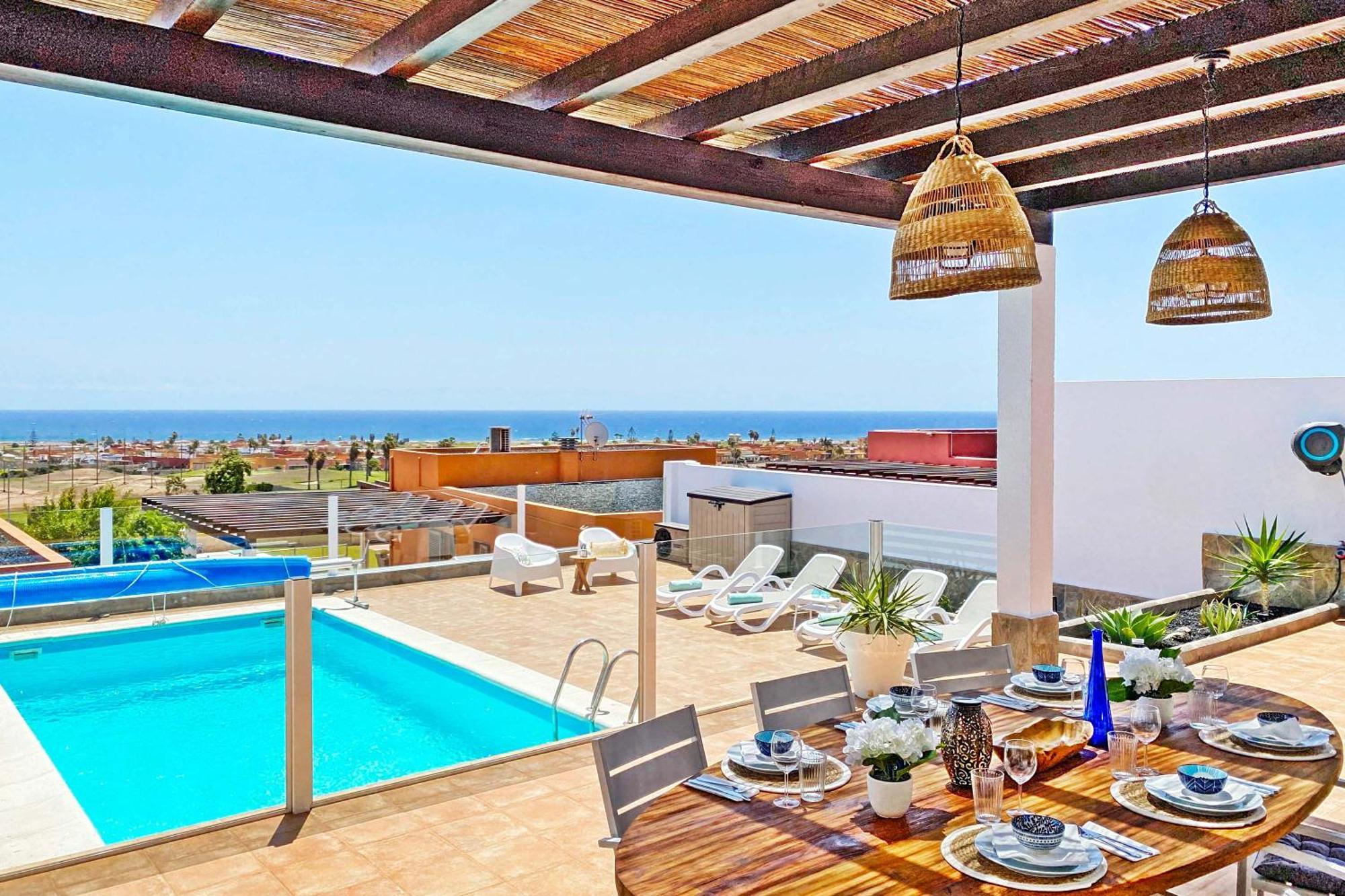 Caleta Blanca Villa *